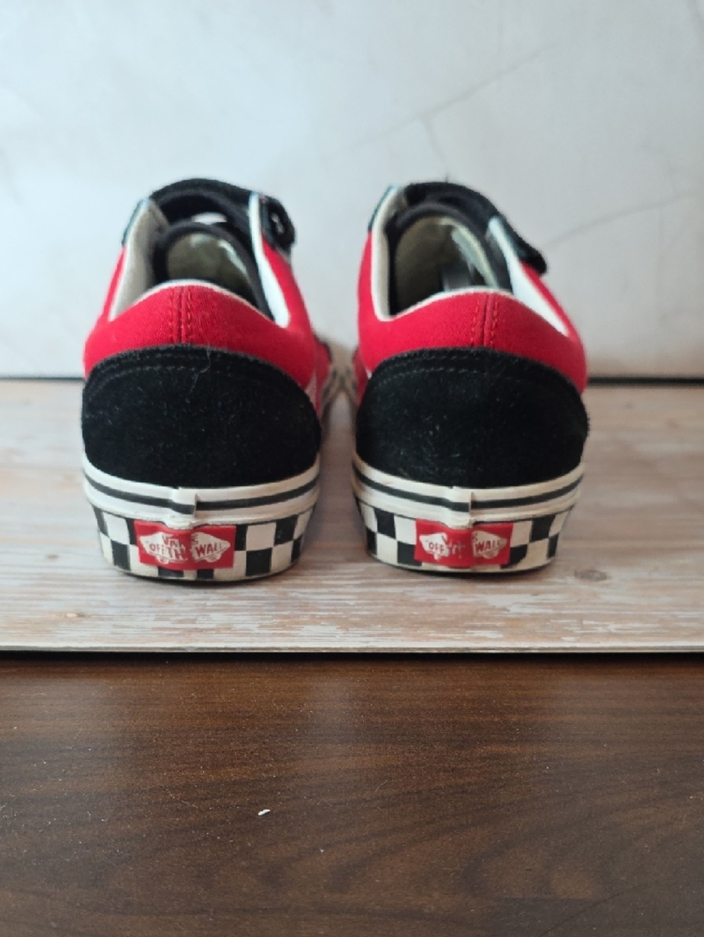 Vans Kids 6.5 Old Skool Velcro Sneakers - Red, Black & White - Picture 5 of 11